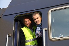 Støre and Bildt on the ore train