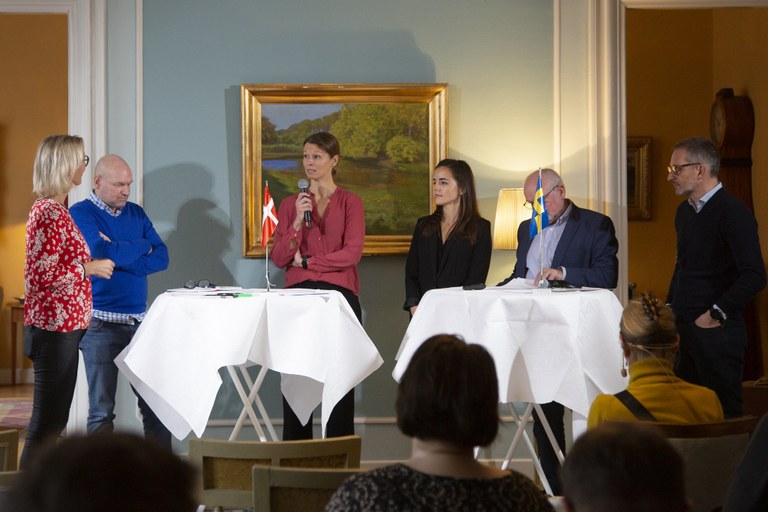 Photo: News Øresund - Sofie PaisleyElin C. Larsson, HR-direktör för Novo Nordisk i Sverige håller mikrofonen.