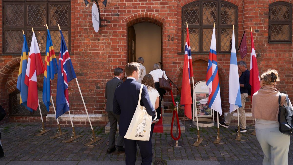 Sounding the alarm for Nordic languages
