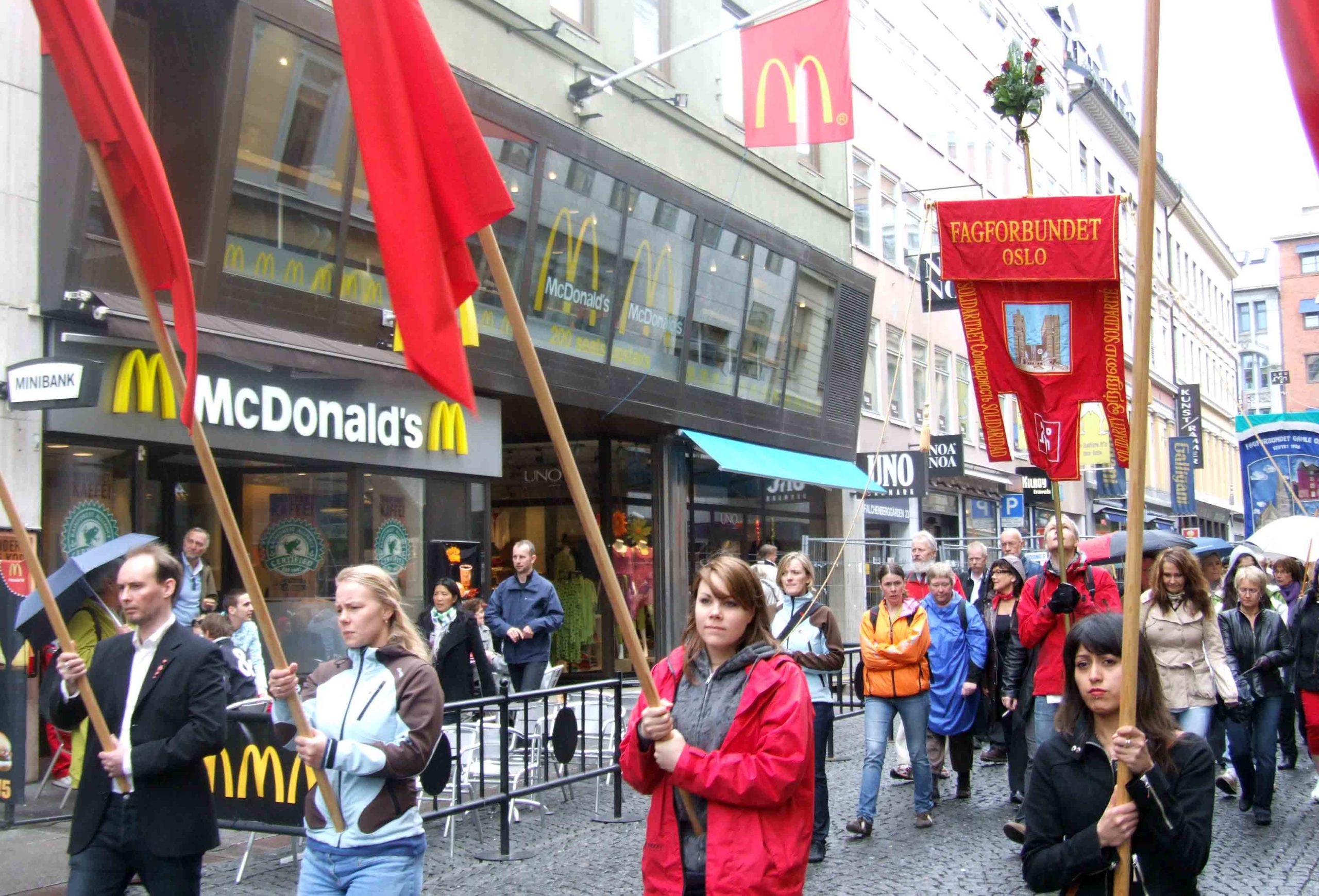 Spread of franchises weakens unions