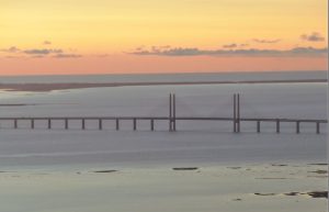 The typical cross border commuter is Swedish