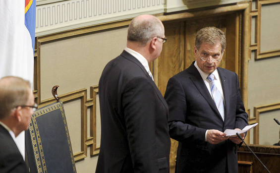 German-style pay cuts tempt Finnish employers, fuels mistrust