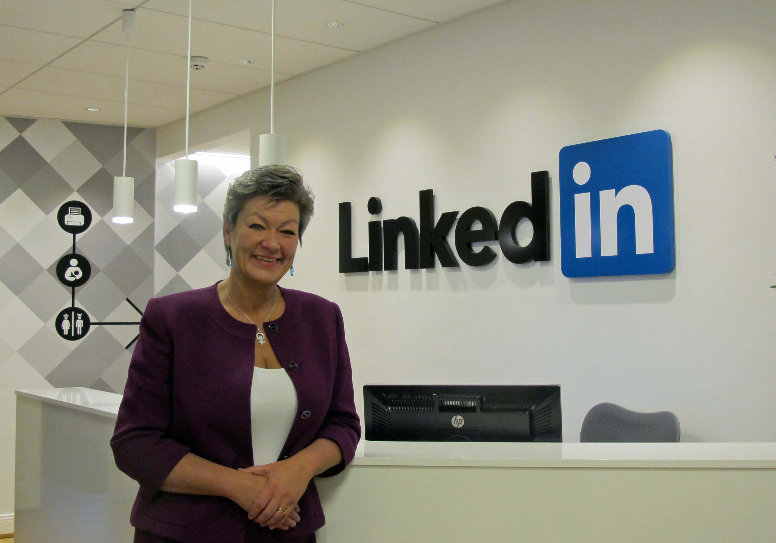 “LinkedIn can complement the  employment service”