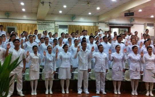 OECD: Big increase in number of foreign born doctors and nurses