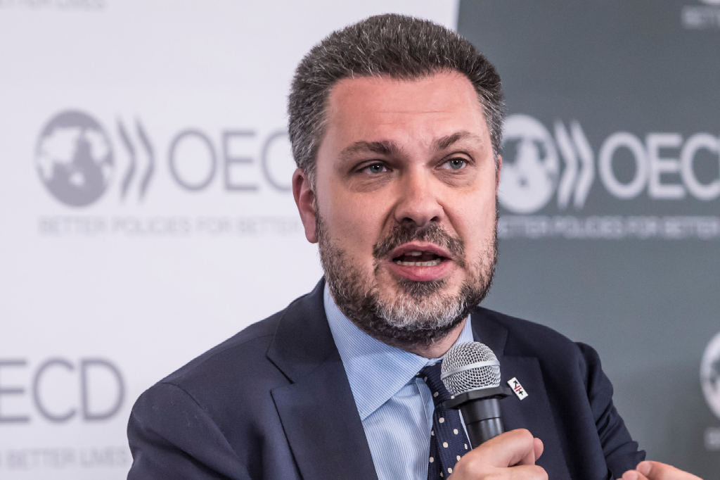 Luca Visentini: The OECD must follow up its new narrative of inclusive growth