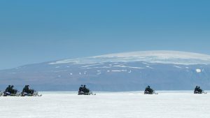Tourism pushes Iceland’s CO2 emissions to record levels