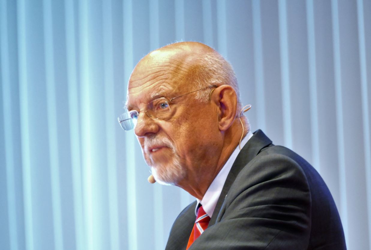 Hans Dahlgren Hans Dahlgren