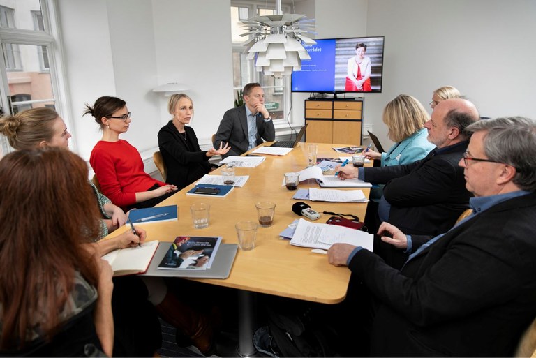 Editorial pic Editorial pic