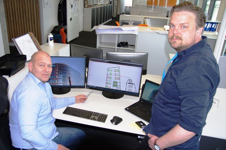 Rambøll Rambøll employees enjoy working in open-plan offices, but also see the need to follow Norway’s infection control rules. Researchers are warning people to be even more cautious.