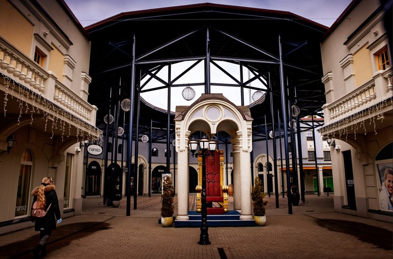 Zsar inside Zsar inside