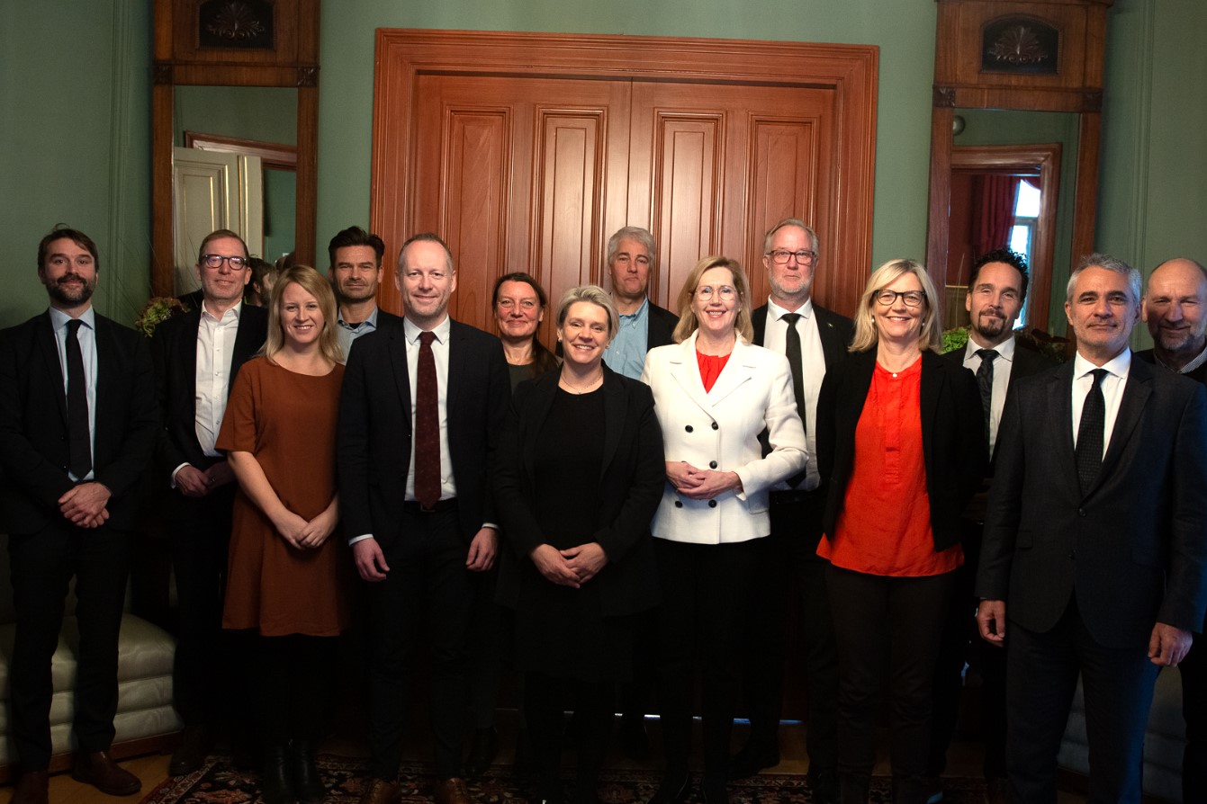 The labour ministers consider collective agreements’ position in the Nordics