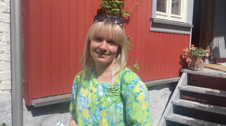 Danielle 2 Danielle 2